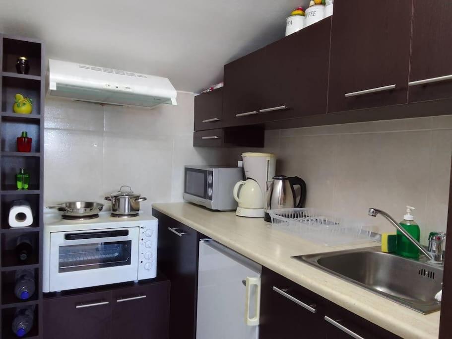 Sofita Di Sofo Apartment คอสทาวน์ ภายนอก รูปภาพ